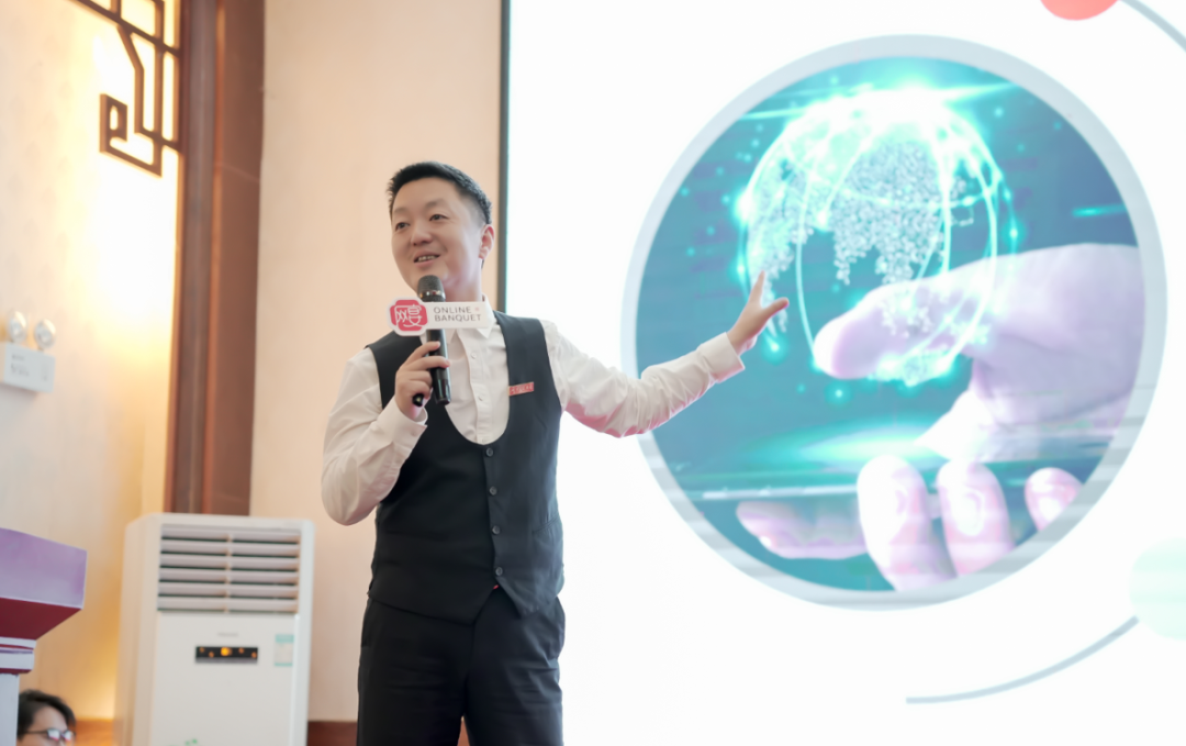 网宴骨干运营团队内训暨“生日体验官”模式落地启动 网宴骨干运营团队内训暨“生日体验官”模式落地启动